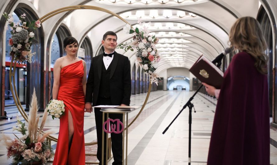 Москвичи все чаще выбирают для заключения брака необычные локации