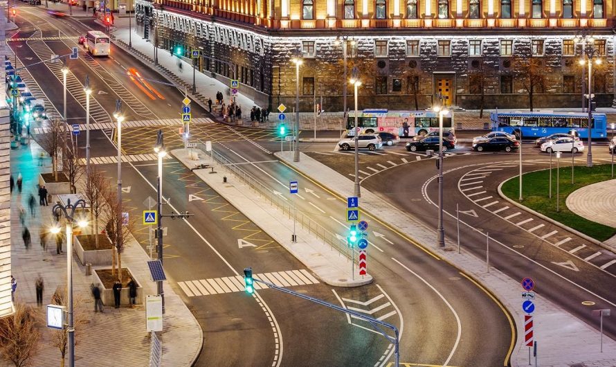 Столичным водителям упростили движение по дорогам со светофорами