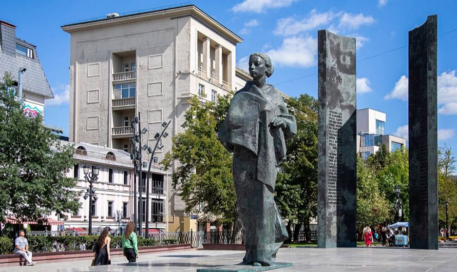 В столице восстановлены сотни исторических памятников