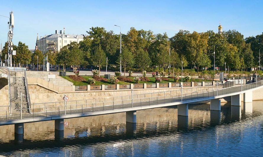 В центре столицы открыт новый мост для пешеходов